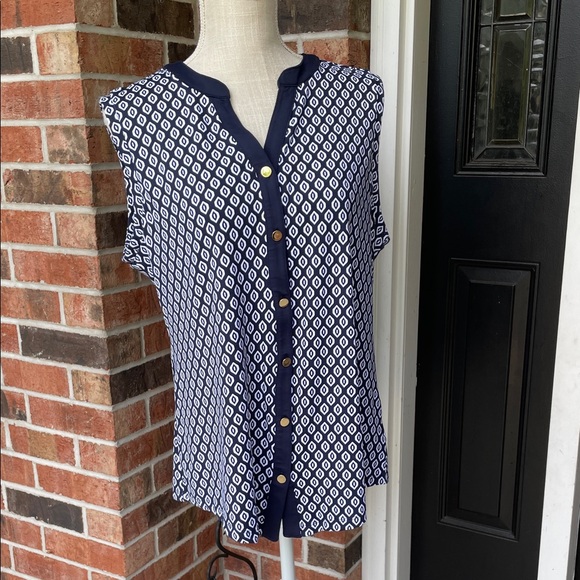 Charter Club Navy and White Geometric Button Down Sleeveless Shirt - Picture 1 of 8